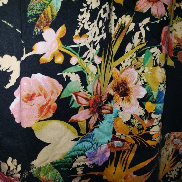 22w Flower Dress - Picture 2 of 4